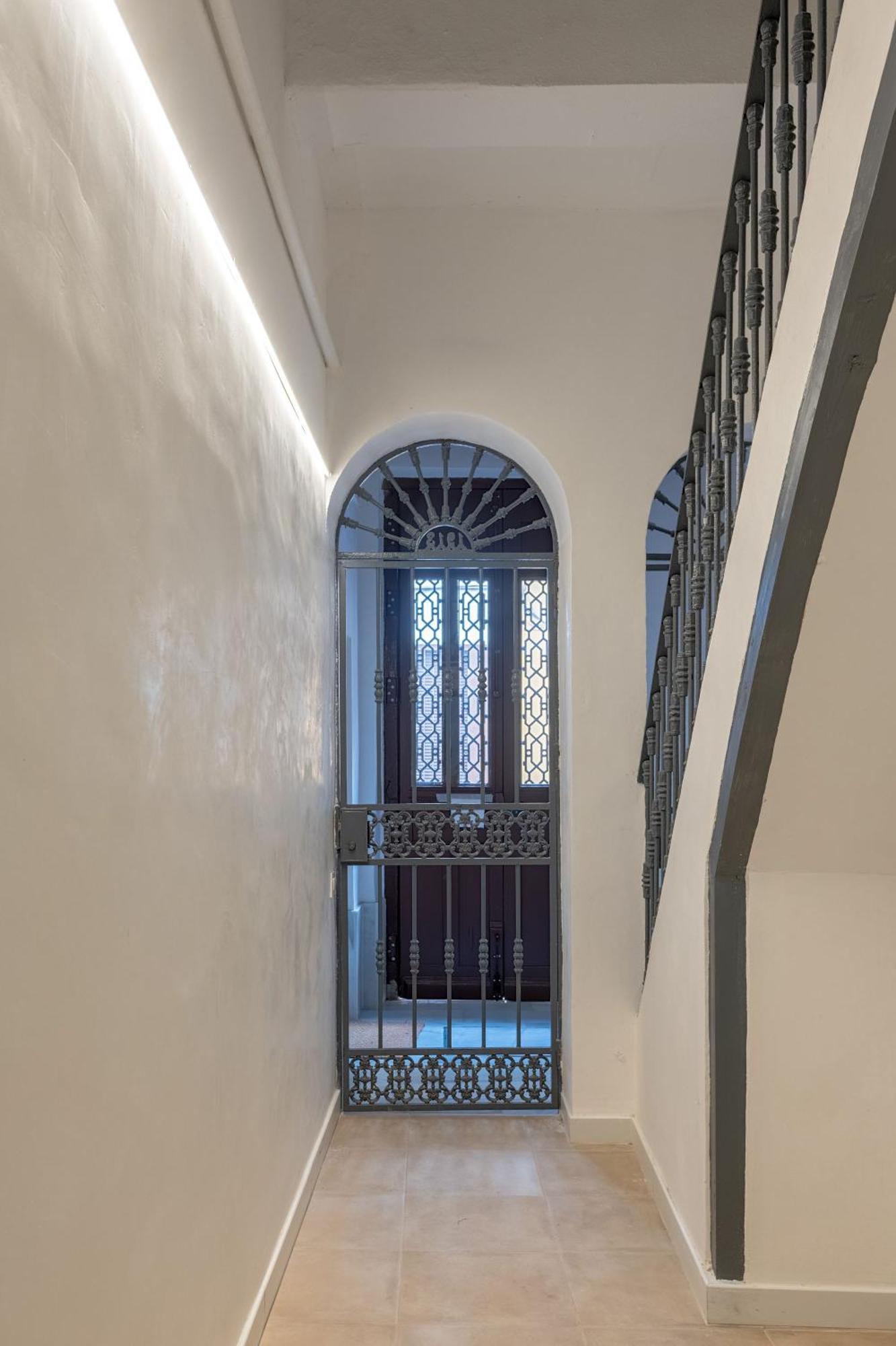 Santa Ana 18 Suite Apartments Sevilla Dış mekan fotoğraf