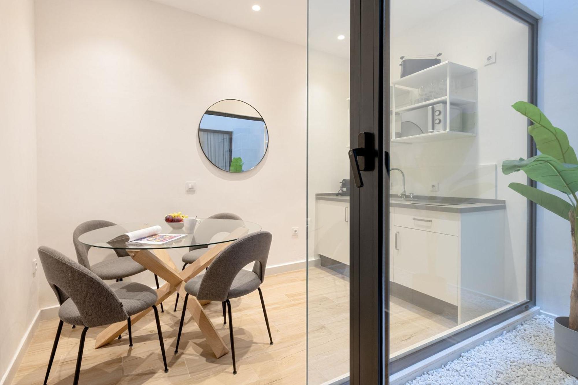 Santa Ana 18 Suite Apartments Sevilla Dış mekan fotoğraf